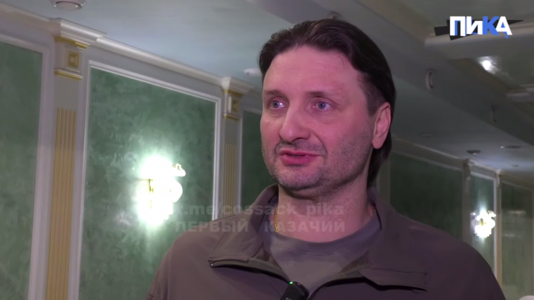 «Стараемся быть полезными не только творчеством», — Запашный приехал в Донбасс