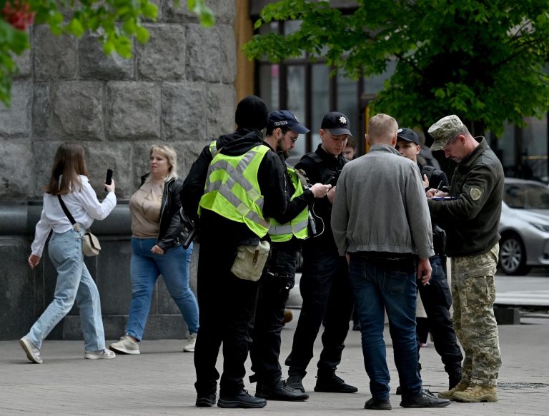 Украина затягивает петлю: села протестуют против ТЦК