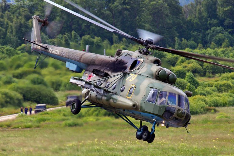 Ми-8 стал «летающей глушилкой». Украинские дроны не пройдут