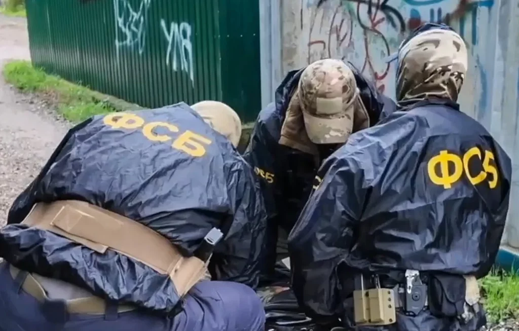 13 дронов на взлётной полосе: ФСБ остановила теракт в Ростове
