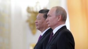 Китай помог России с топливом. Украинский план провалился