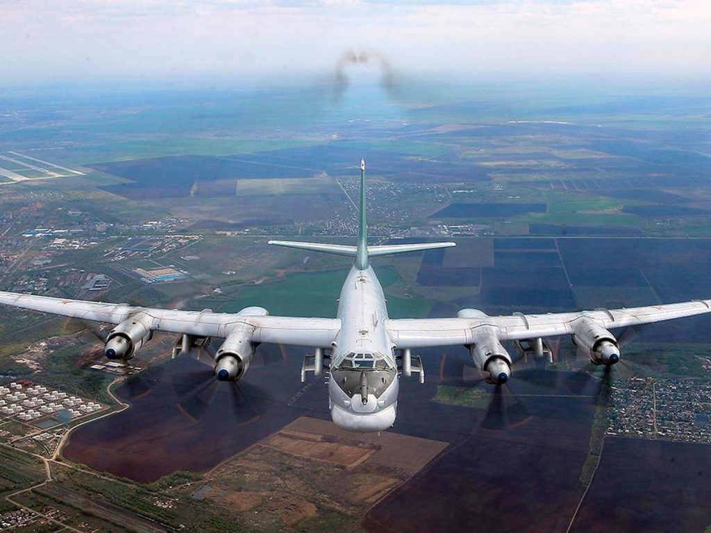 Ту-160 и Ту-95МС нанесли удар по Киеву 40 крылатыми ракетами