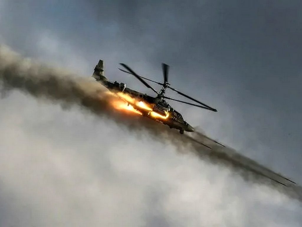 Ка-52 «Аллигатор» уничтожает украинские дроны в воздушных боях над Чёрным морем
