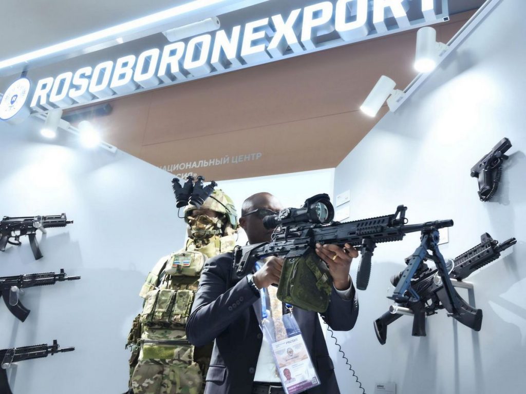 Рособоронэкспорт» покажет перспективное для Африки вооружение на выставке в ЮАР