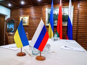 Путин: переговоры по Украине заморожены, Киев просит о встречах