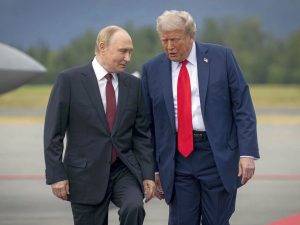 Трамп верит в сделку с Путиным, но разведки сомневаются
