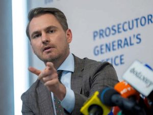 Генпрокурор Украины ушёл в отставку из-за коррупционного скандала