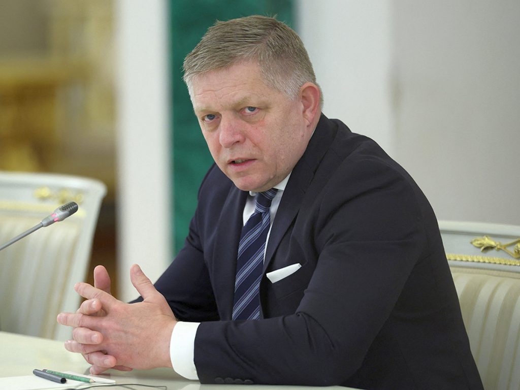 Премьер Словакии Фицо: санкции бьют по ЕС, а не по Москве