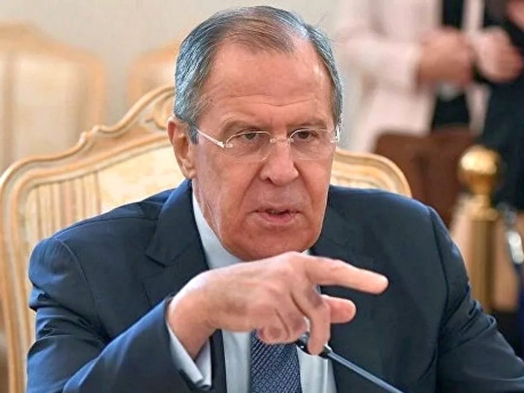 Лавров: Зеленский не заслужил передышку на поле боя