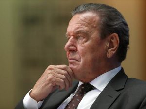 Шрёдер может стать последним каналом Европы к Путину