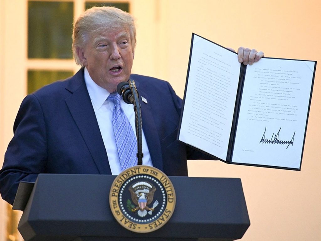 Запад ответит «визгом» на заморозку санкций Трампом
